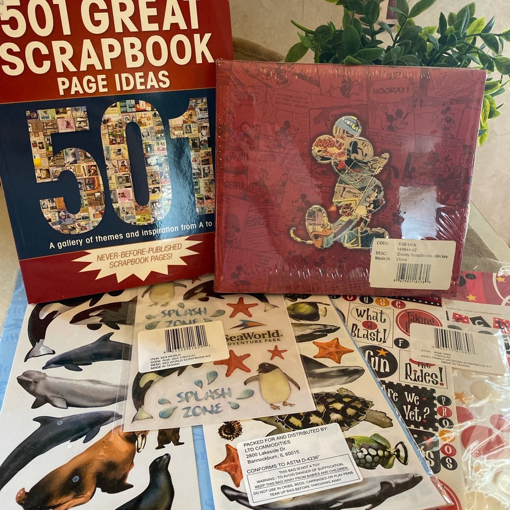 Scrapbook Set Disney and Sea World 🆕